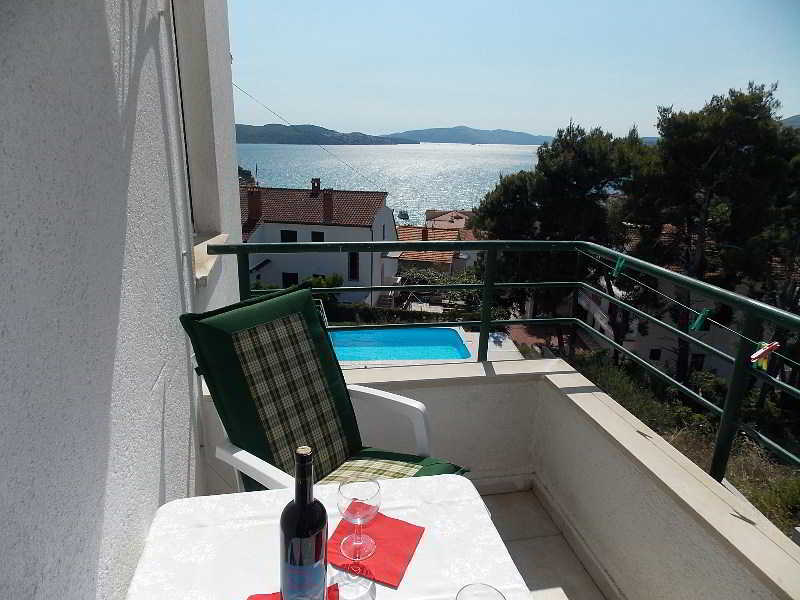 Apartments Villa Goja Trogir Exterior foto