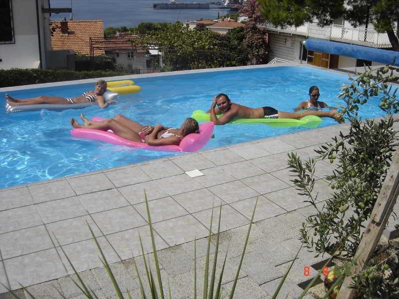 Apartments Villa Goja Trogir Exterior foto